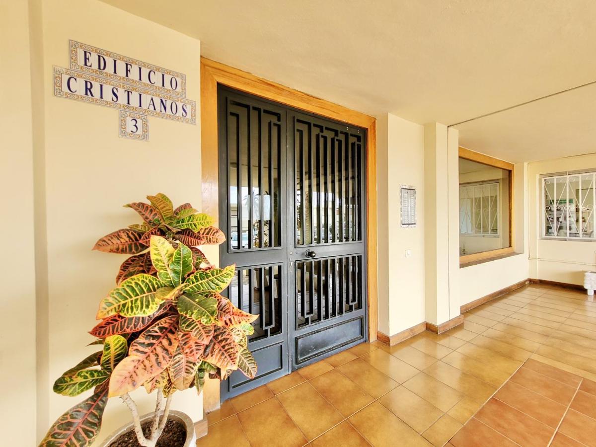 Sunbeach Apartment อาโรนา ภายนอก รูปภาพ