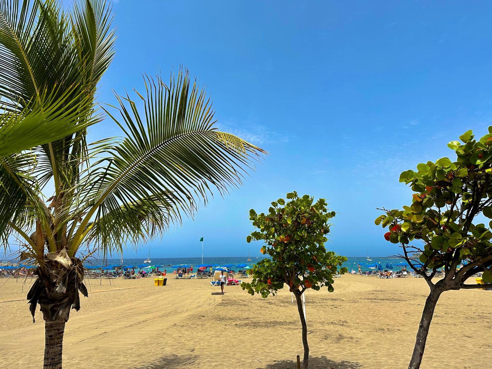 Sunbeach Apartment อาโรนา ภายนอก รูปภาพ