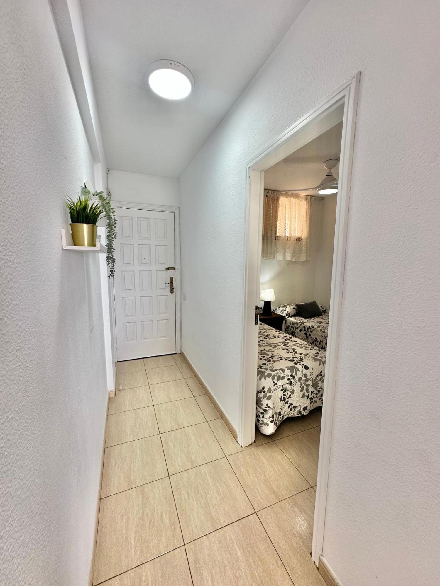 Sunbeach Apartment อาโรนา ภายนอก รูปภาพ