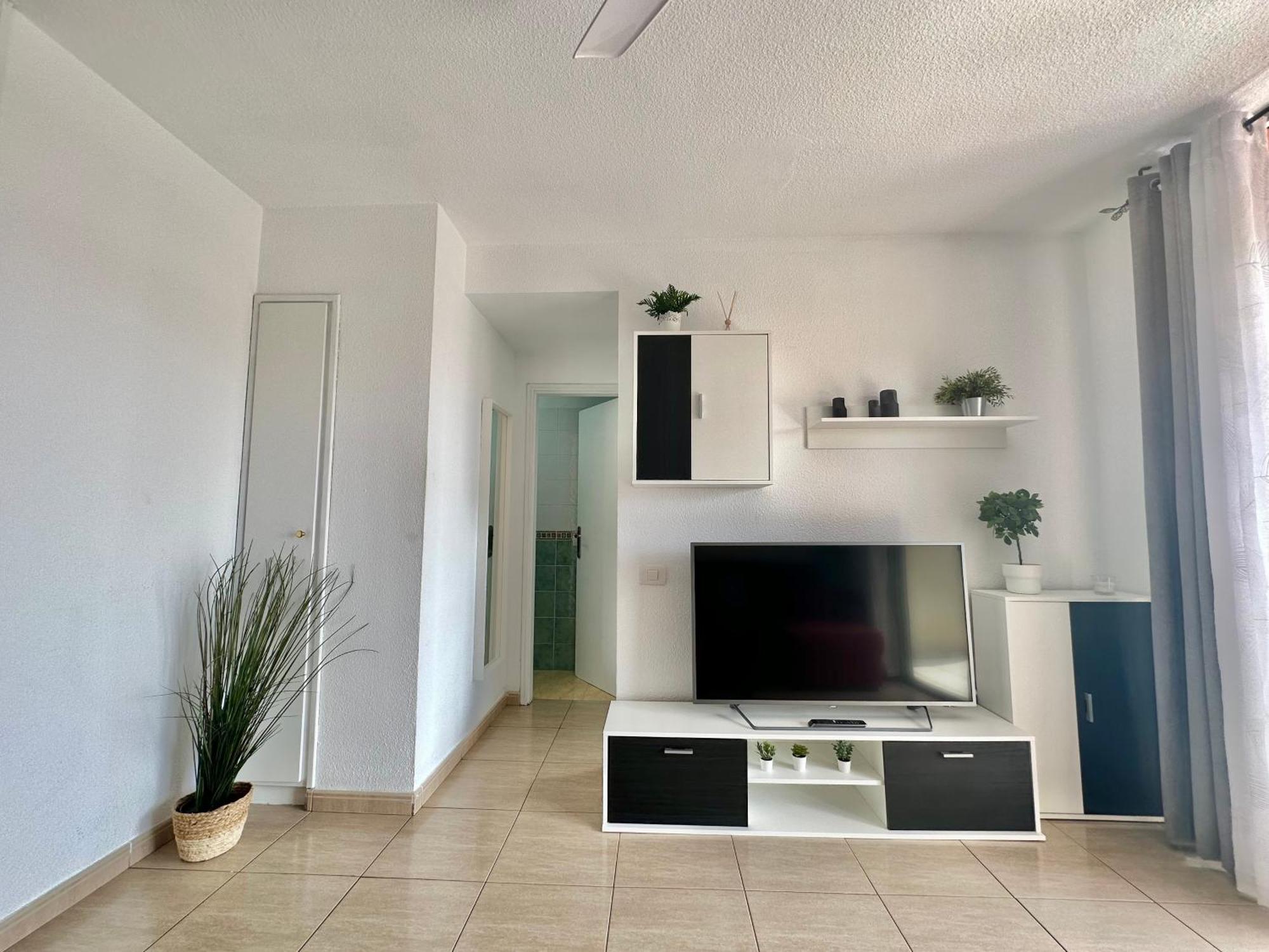 Sunbeach Apartment อาโรนา ภายนอก รูปภาพ